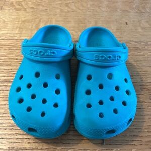 Kids teal crocs!